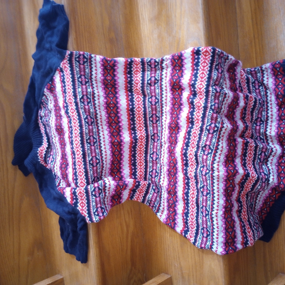 Colorful Patterned Knit Scarf - image 1